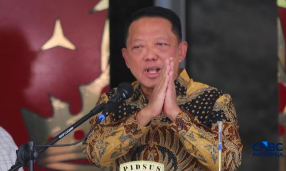 Runtuh Sebelum Siang