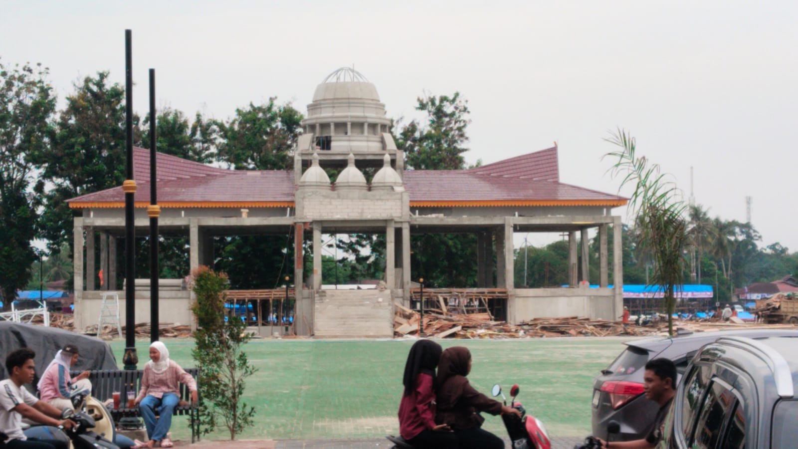 Salah ‘Lontiak’ di Astaka Mangkrak